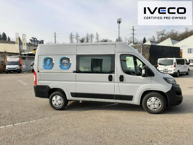 OKTR8398_2734404 vehicle image