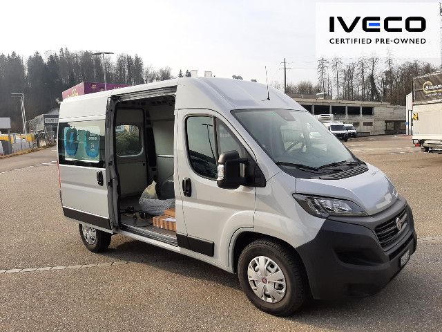OKTR8398_2734404 vehicle image