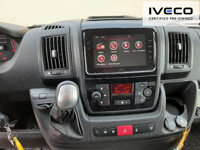 OKTR8398_2734404 vehicle image