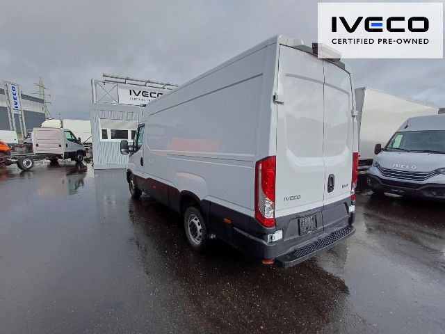 OKTR8398_2833977 vehicle image