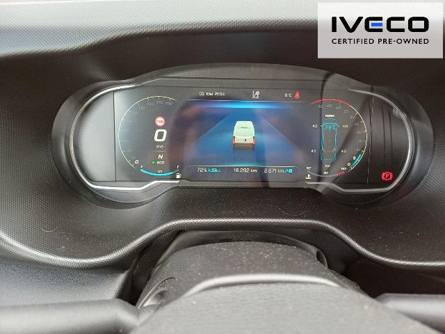 OKTR8398_2833977 vehicle image