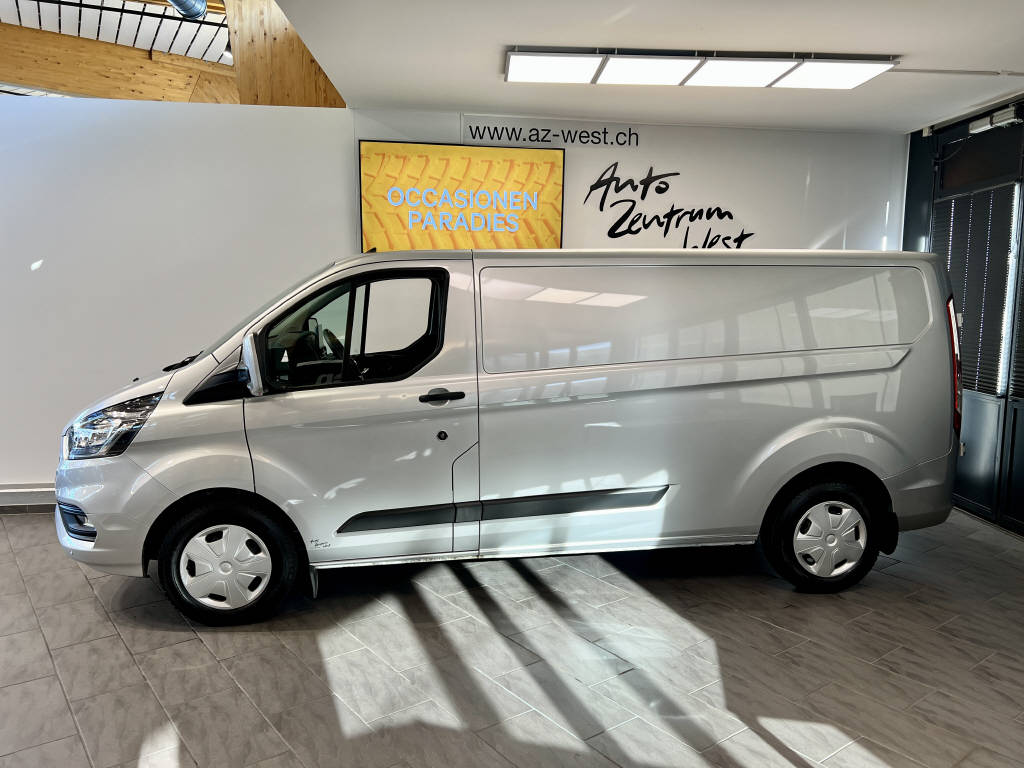 AZWE3302_2551839 vehicle image