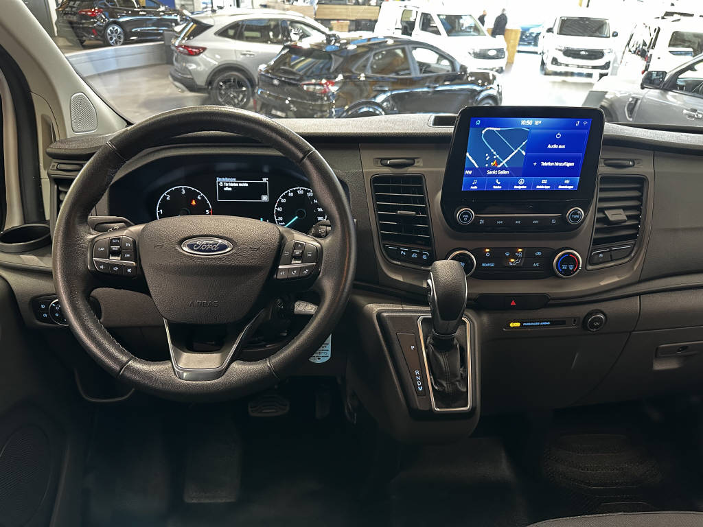 AZWE3302_2551842 vehicle image
