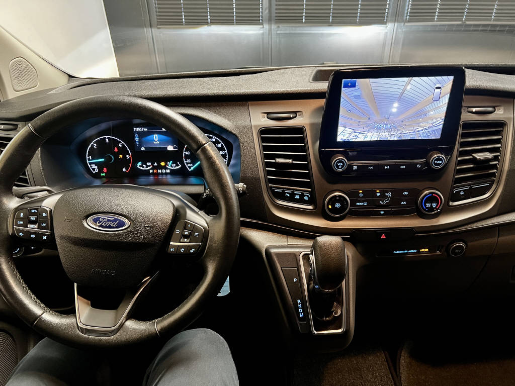 AZWE3302_2666713 vehicle image