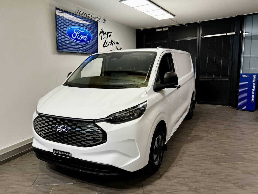 AZWE3302_2551851 vehicle image