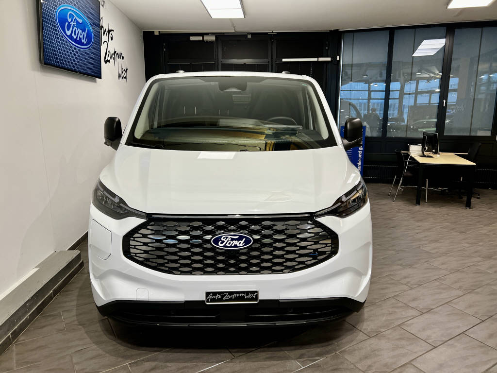 AZWE3302_2551851 vehicle image