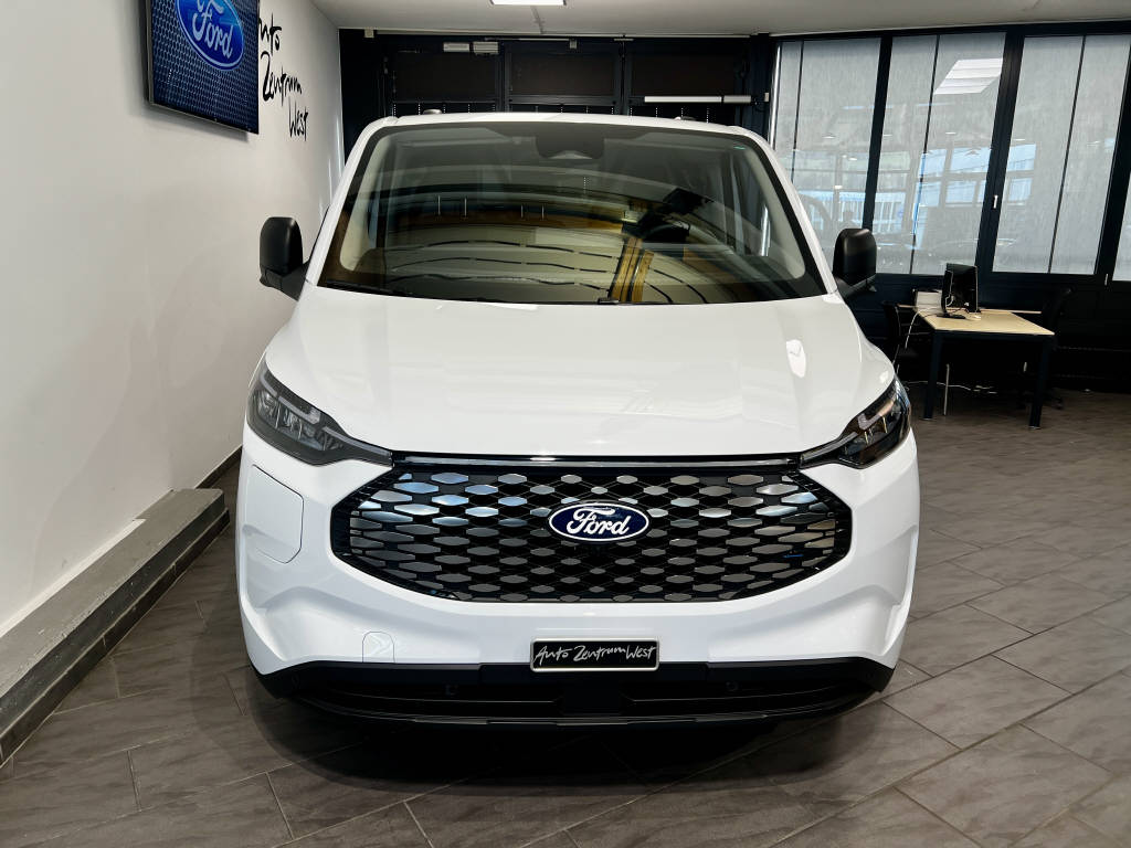 AZWE3302_2551852 vehicle image