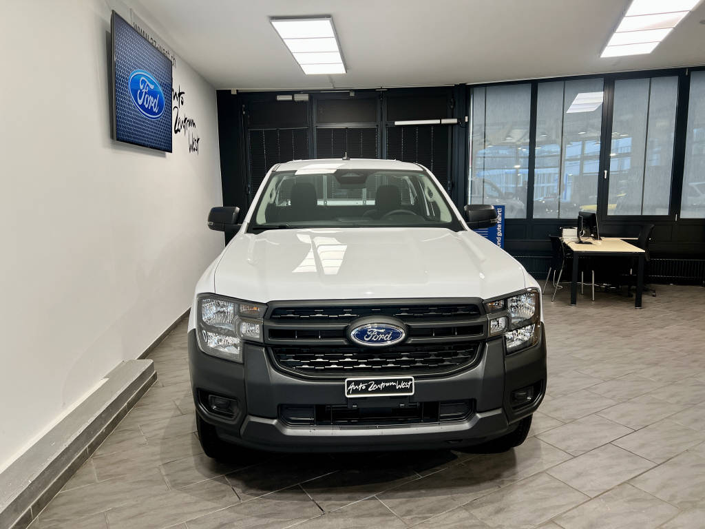 AZWE3302_2551853 vehicle image