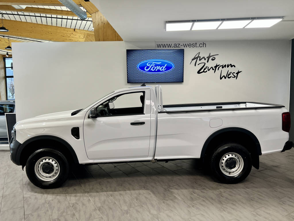 AZWE3302_2551853 vehicle image