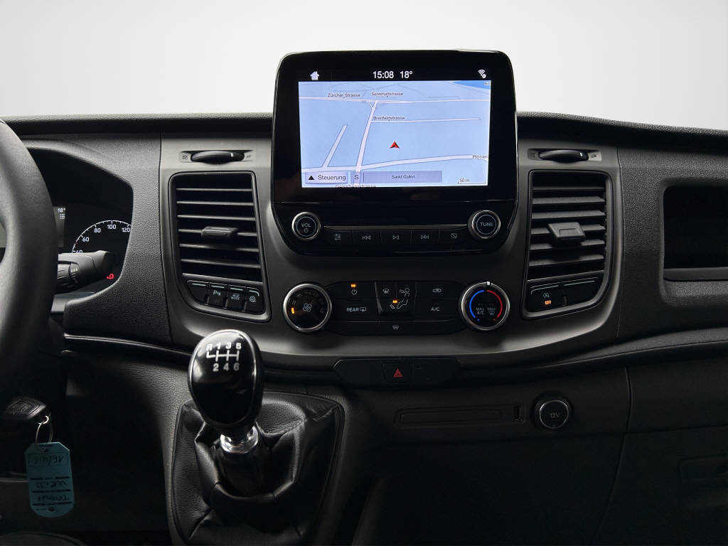 AZWE3302_2666720 vehicle image