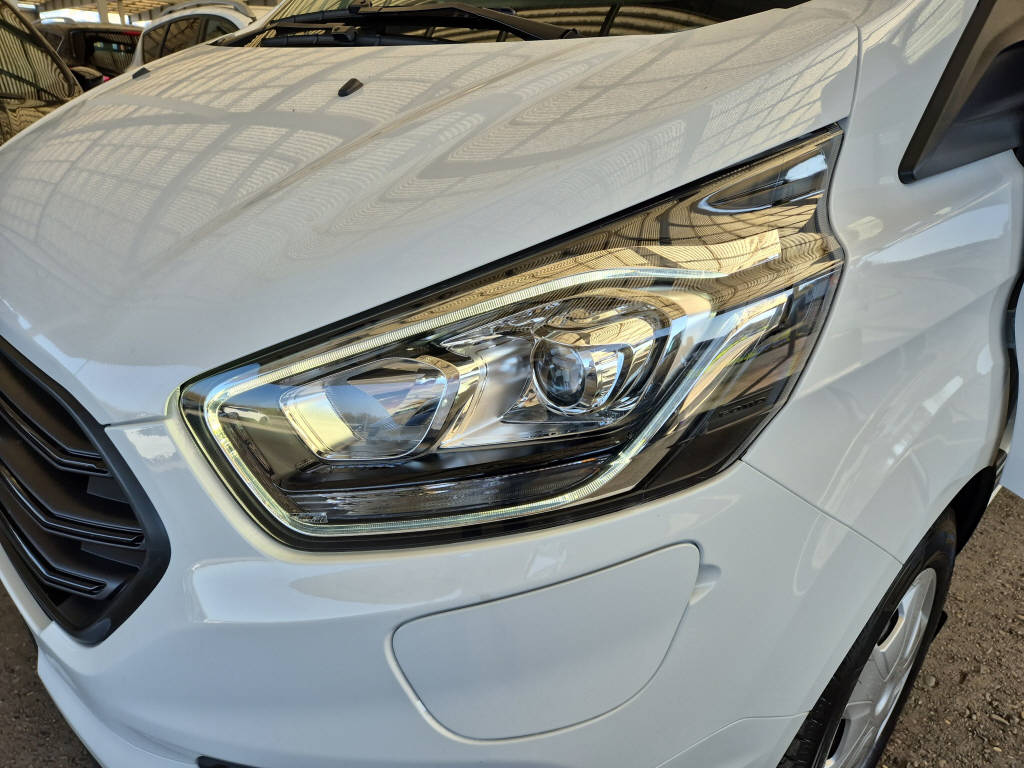 AZWE3302_2666723 vehicle image