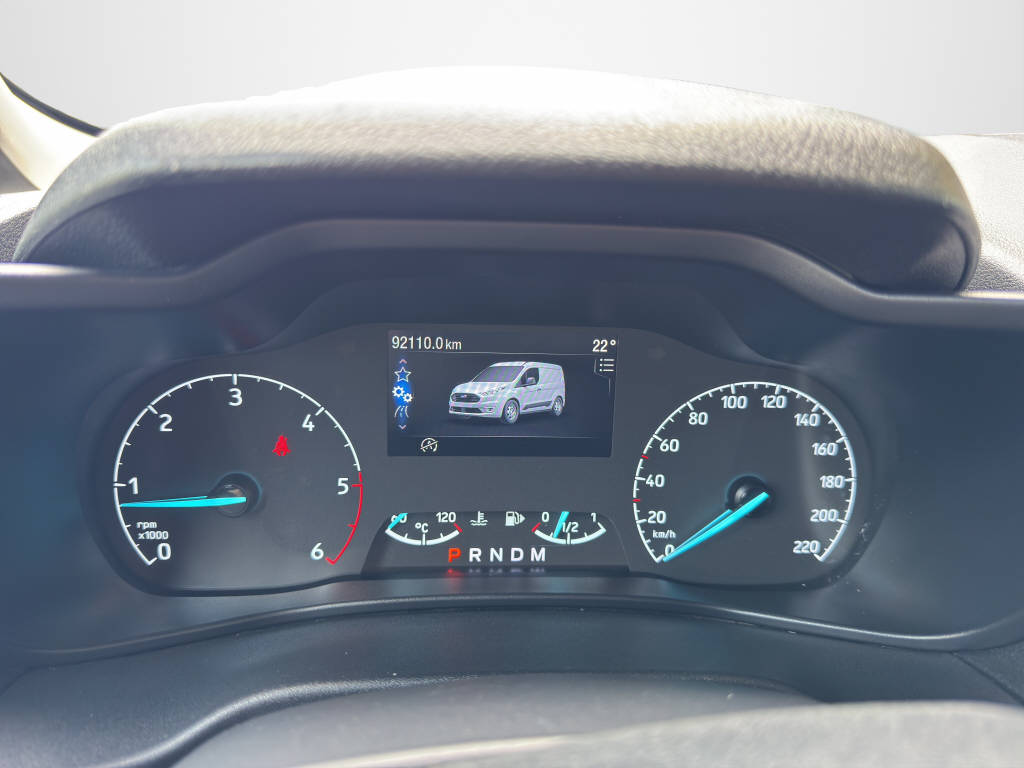 AZWE3302_2666725 vehicle image