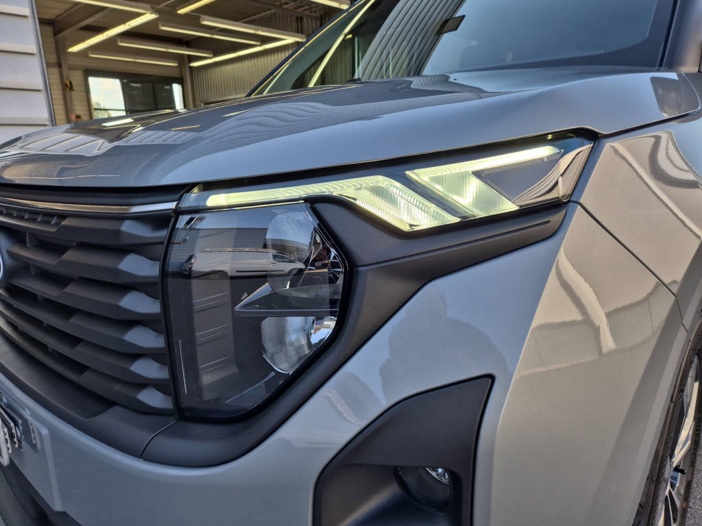 AZWE3302_2666727 vehicle image