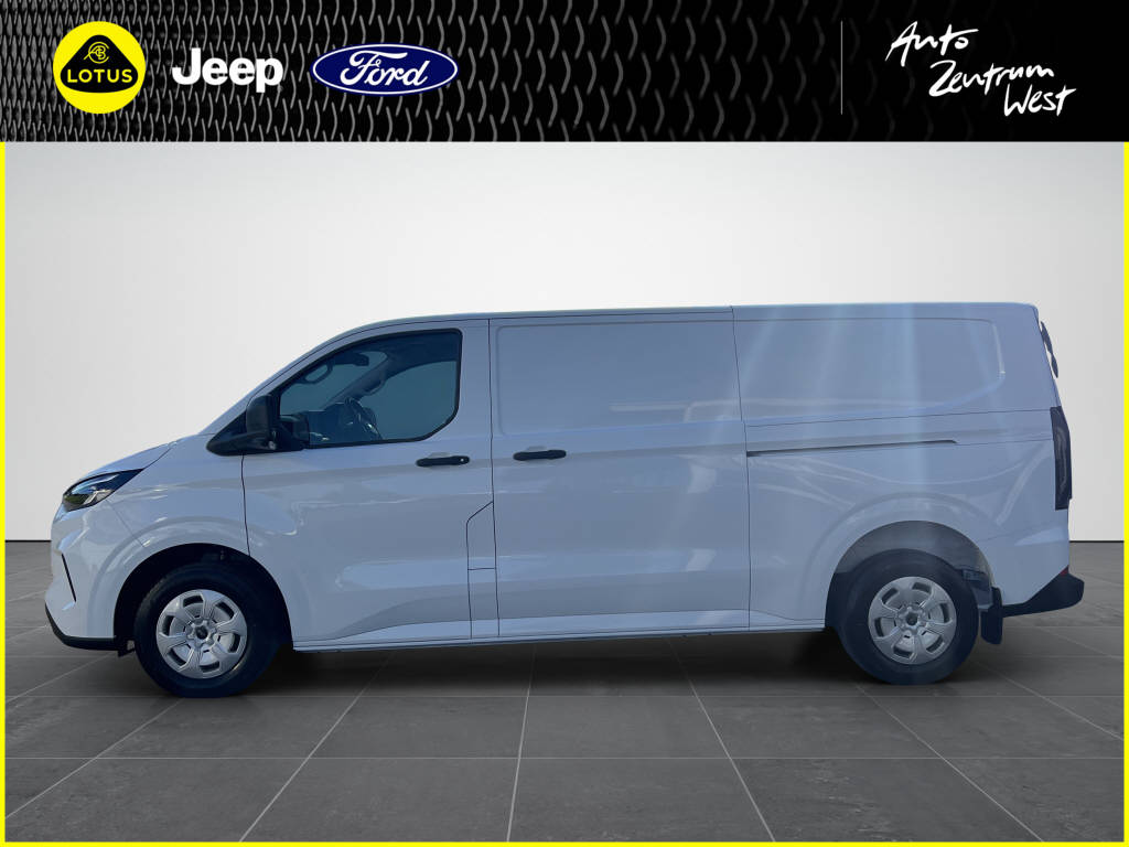 AZWE3302_2666728 vehicle image