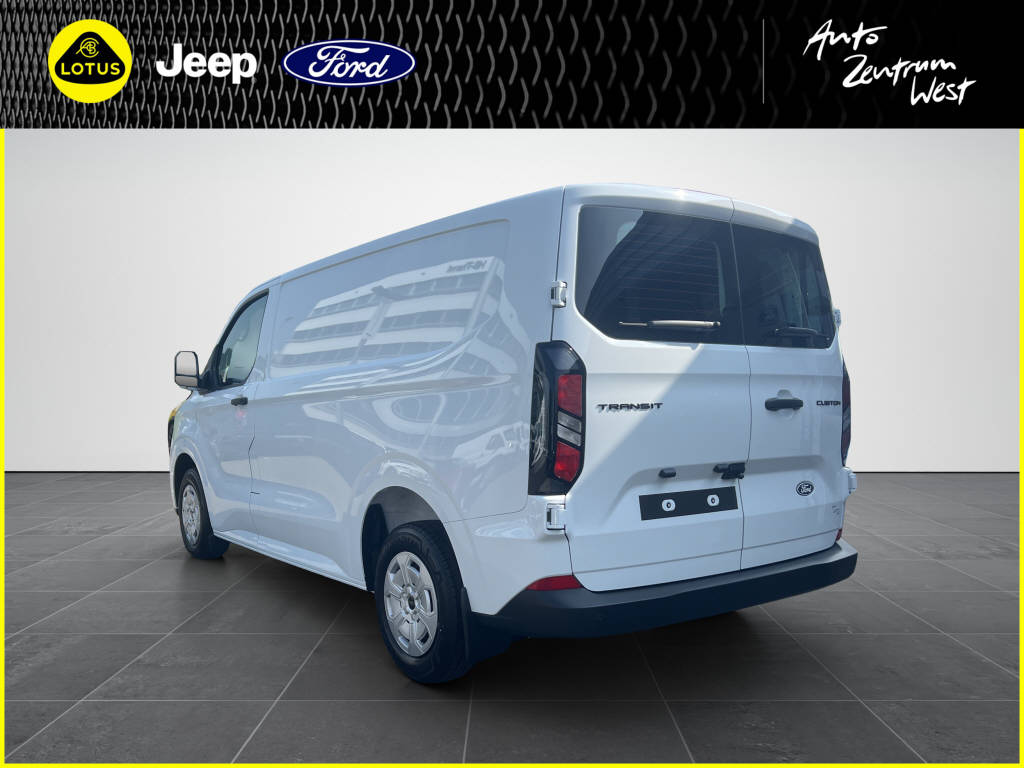 AZWE3302_2666731 vehicle image