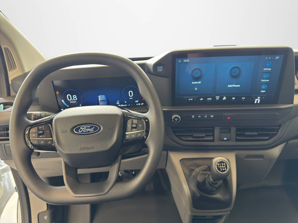 AZWE3302_2666737 vehicle image