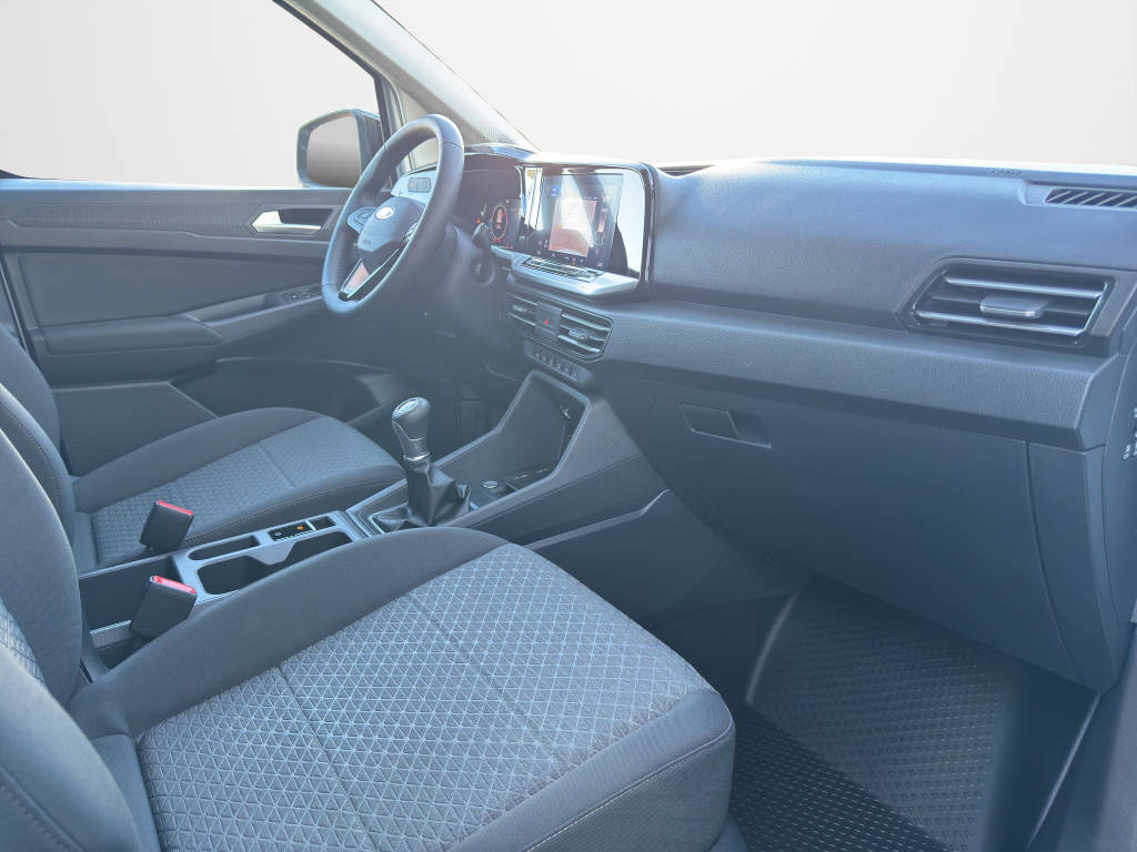 AZWE3302_2825194 vehicle image