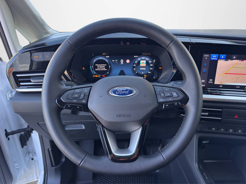 AZWE3302_2825194 vehicle image