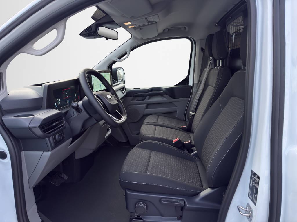 AZWE3302_2825199 vehicle image