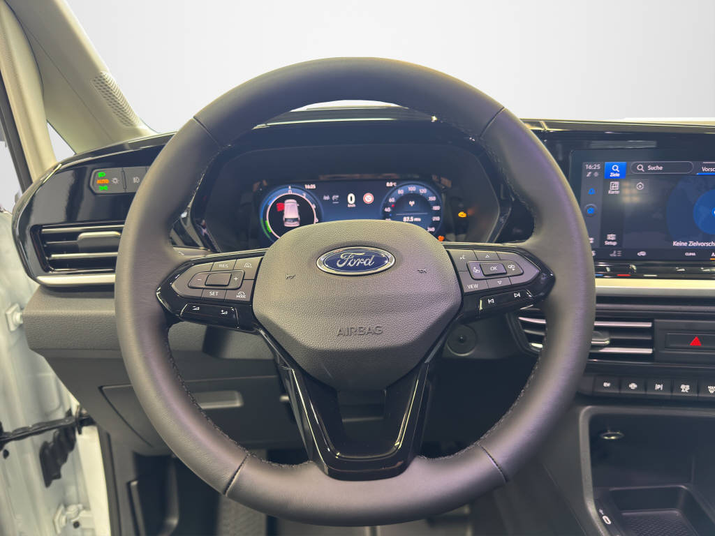 AZWE3302_2825201 vehicle image