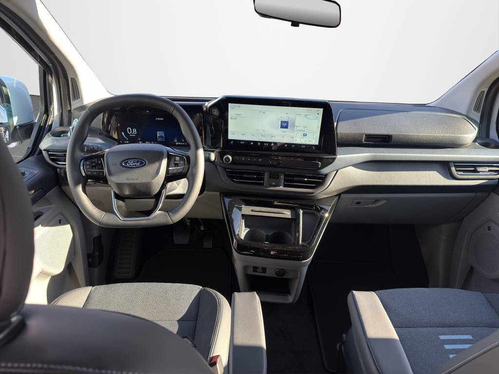 AZWE3302_2825202 vehicle image