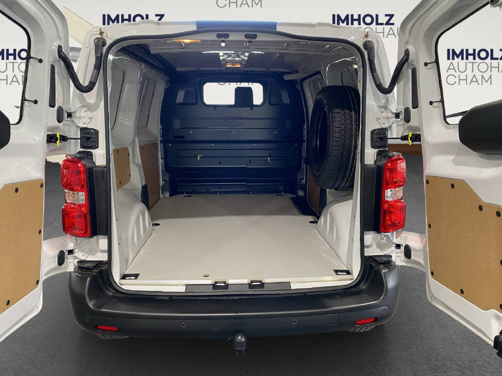 imho8269_2564589 vehicle image
