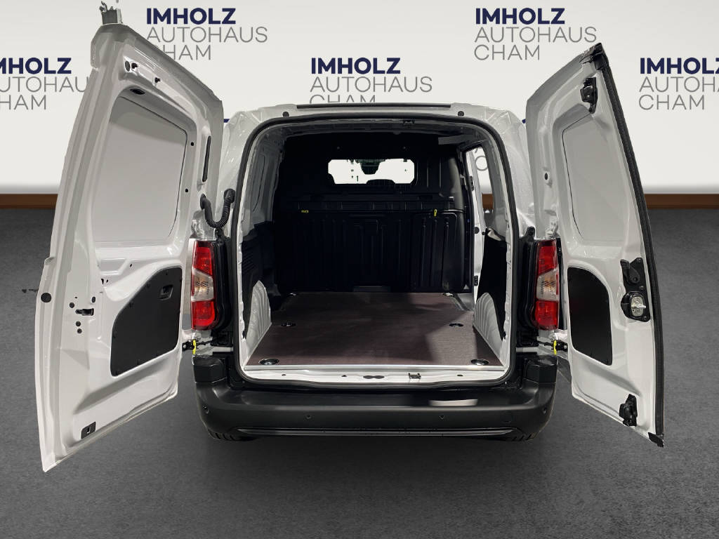 imho8269_2564598 vehicle image