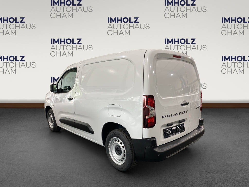 imho8269_2564598 vehicle image
