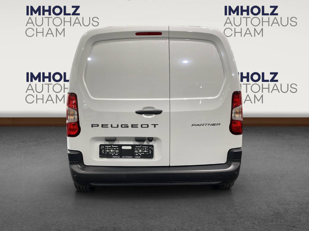 imho8269_2564598 vehicle image