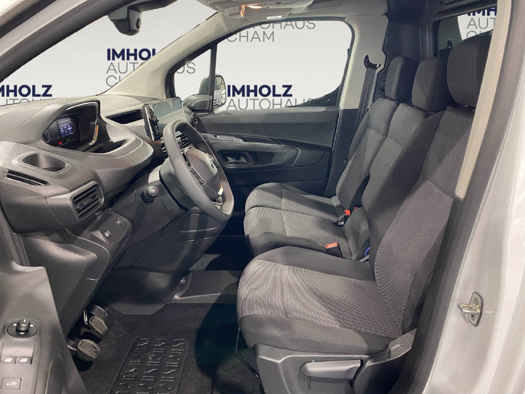 imho8269_2564598 vehicle image