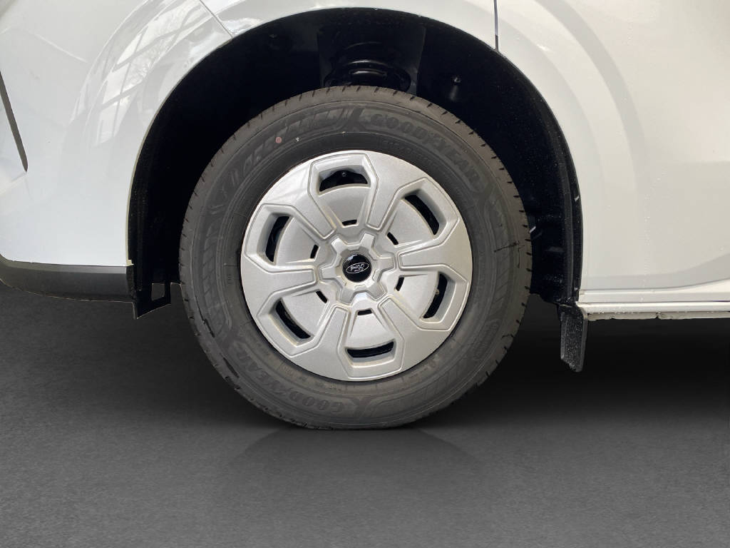imho8269_2564616 vehicle image