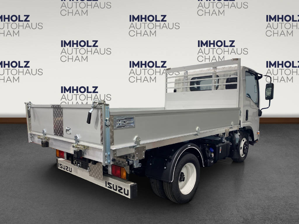 imho8269_2564638 vehicle image