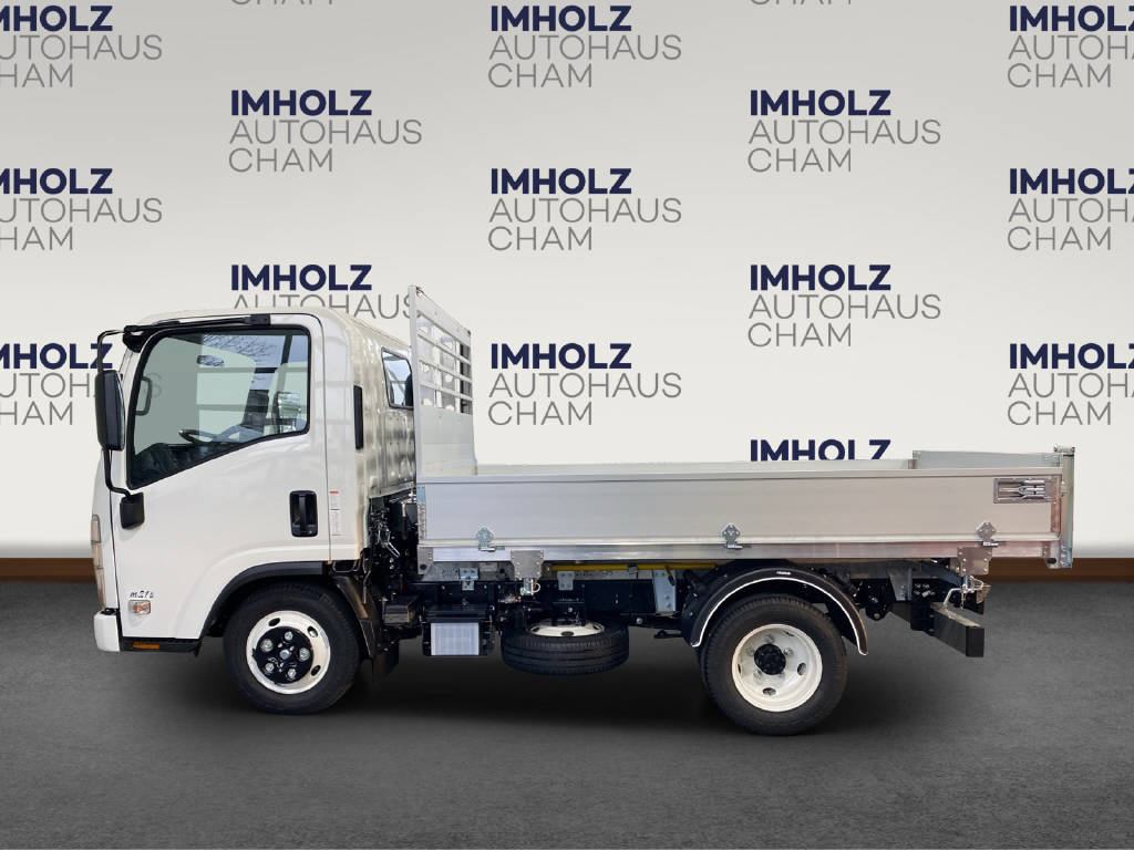 imho8269_2564642 vehicle image