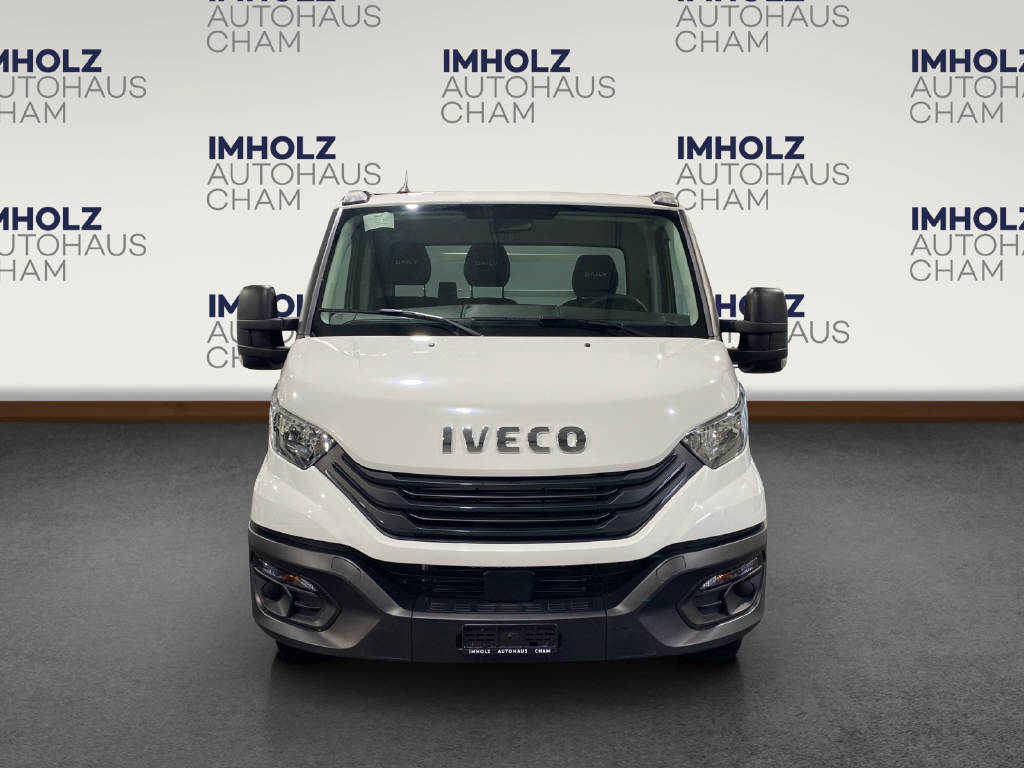 imho8269_2564650 vehicle image