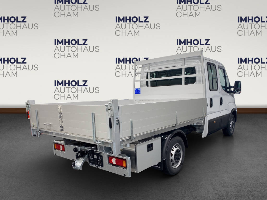 imho8269_2806292 vehicle image