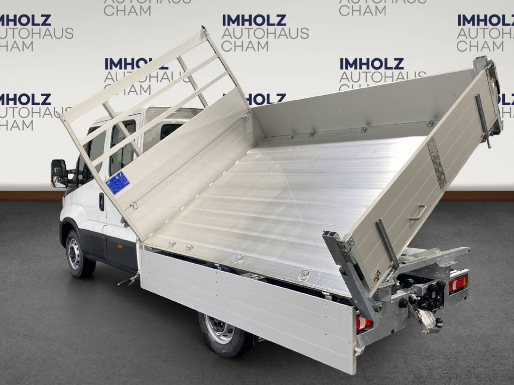 imho8269_2806292 vehicle image