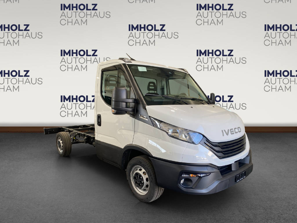 imho8269_2806293 vehicle image