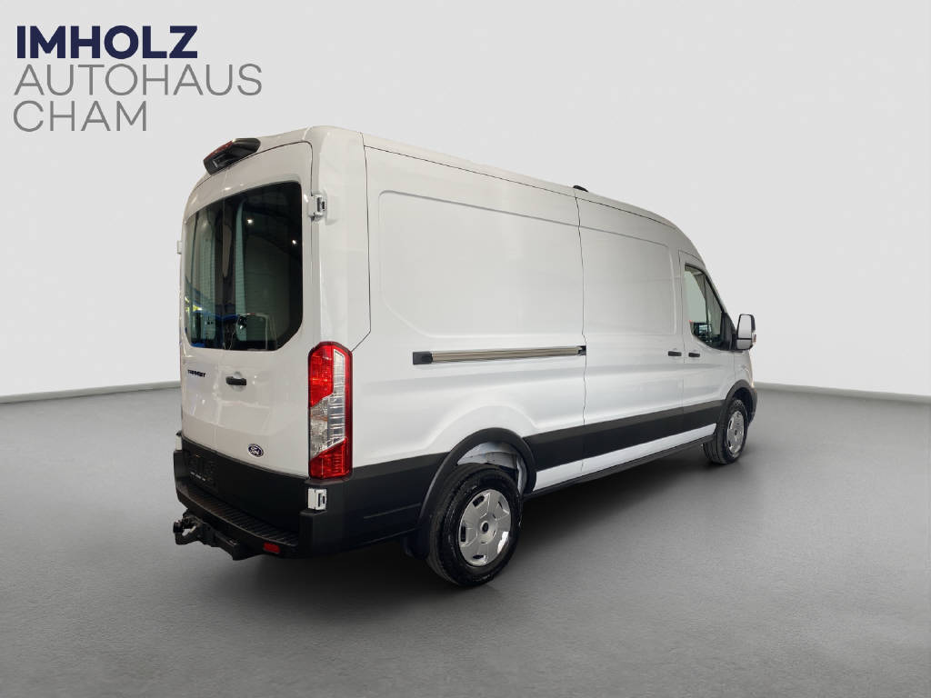 imho8269_2806294 vehicle image