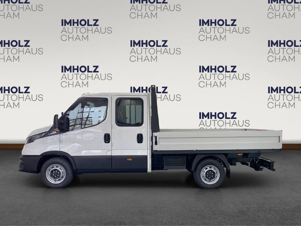 imho8269_2805738 vehicle image