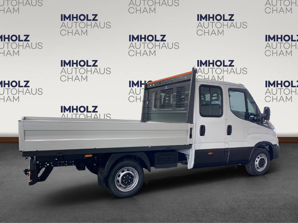 imho8269_2805738 vehicle image