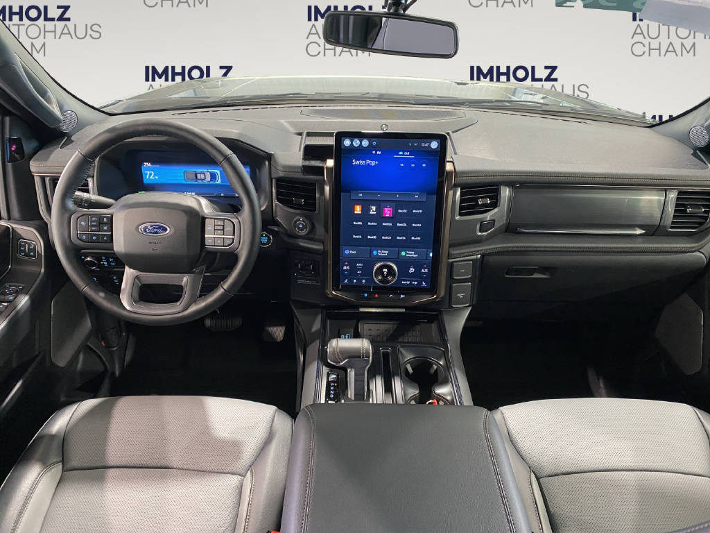 imho8269_2805739 vehicle image