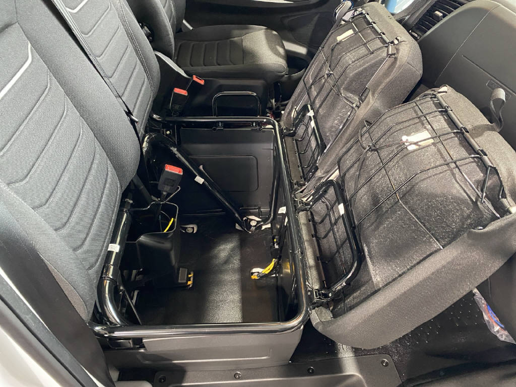 imho8269_2806301 vehicle image