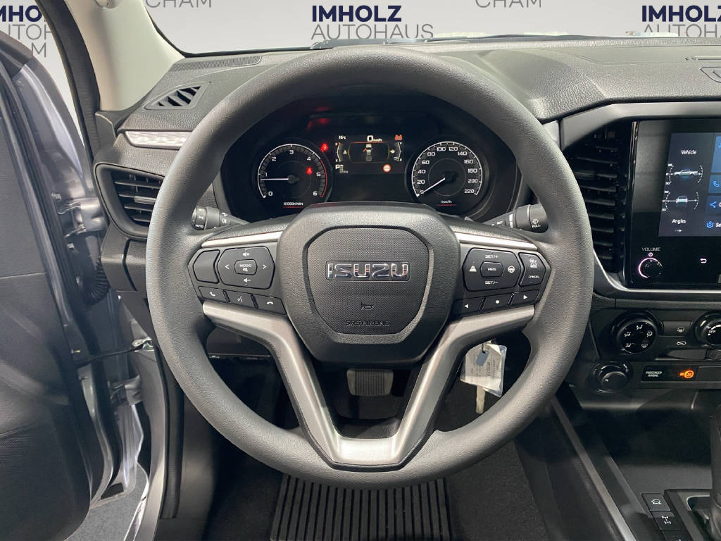 imho8269_2805743 vehicle image