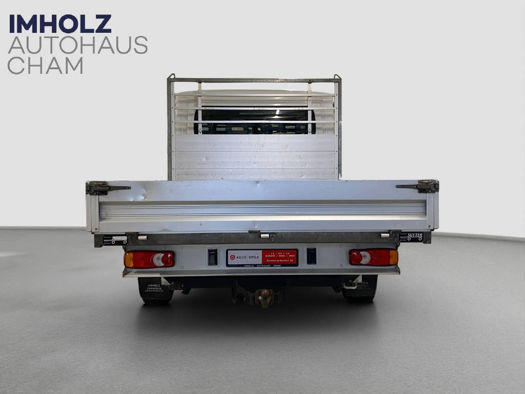 imho8269_2806304 vehicle image