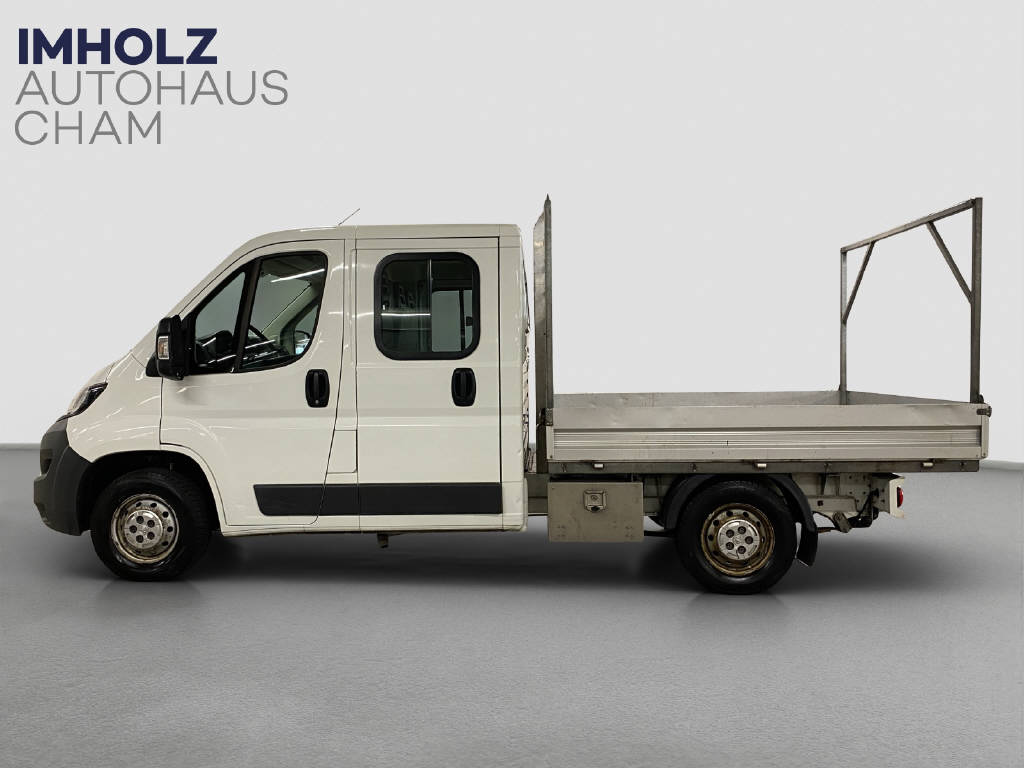 imho8269_2805745 vehicle image