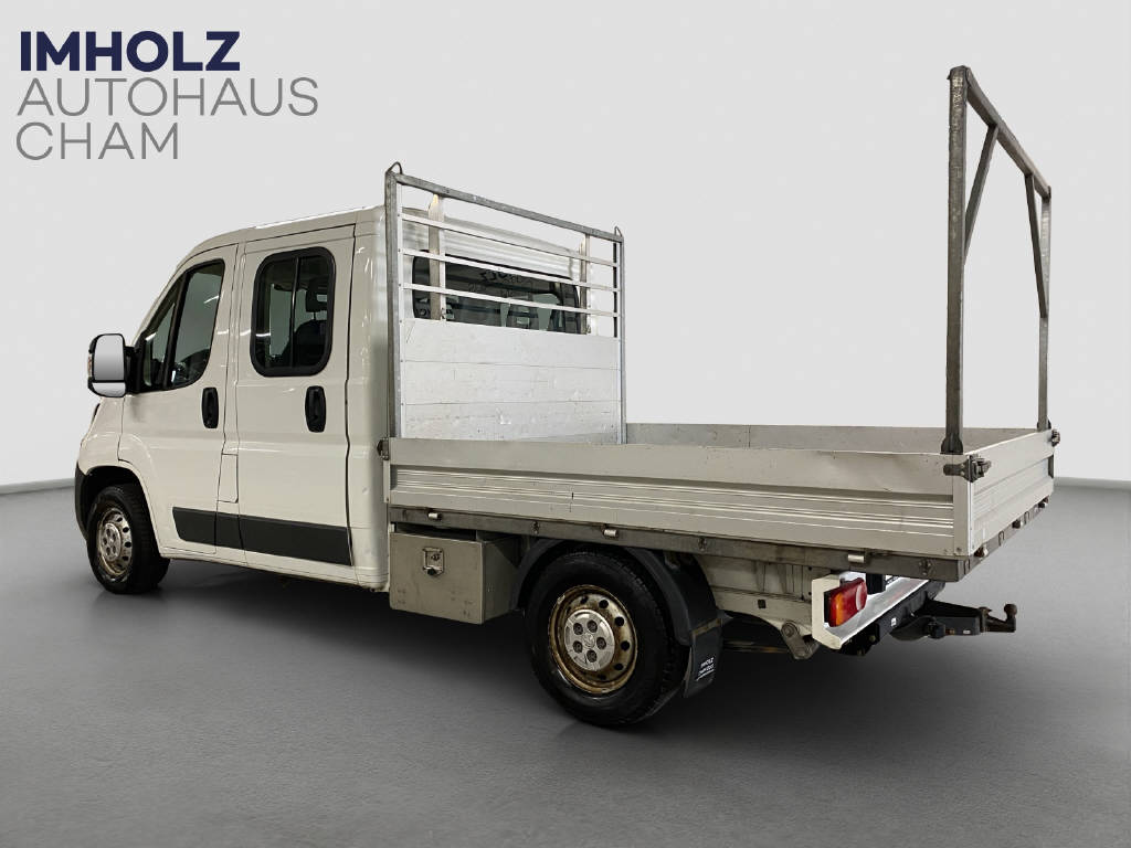 imho8269_2805745 vehicle image