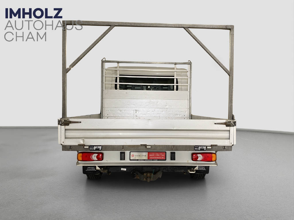 imho8269_2805745 vehicle image