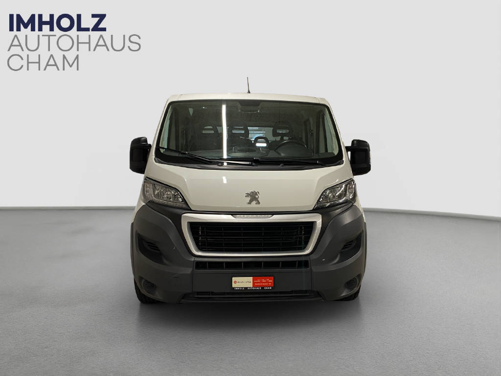 imho8269_2805745 vehicle image