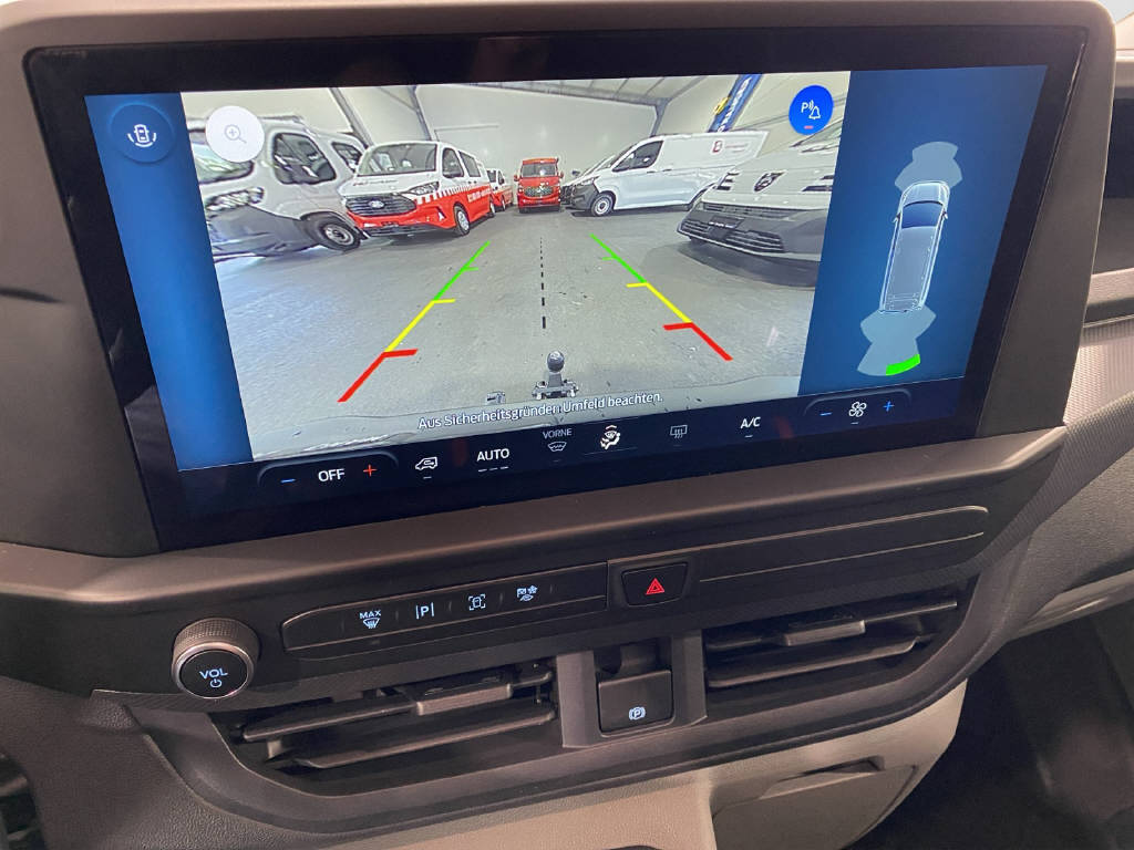 imho8269_2805746 vehicle image