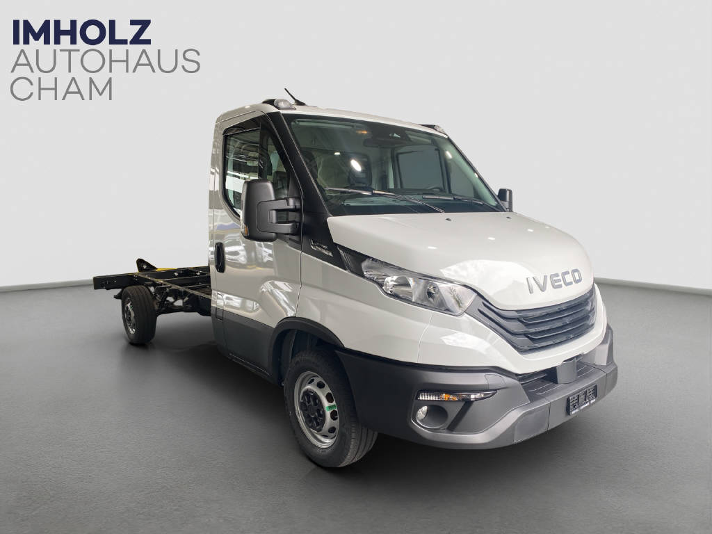 imho8269_2805751 vehicle image